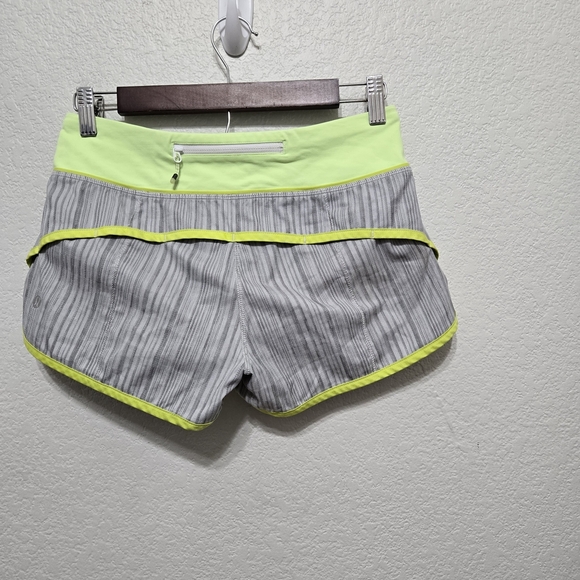 LululemonGray and Neon Green Running  Shorts Size 4 - Picture 5 of 9